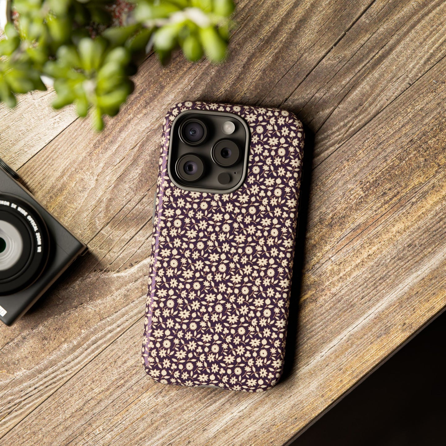Coffee and Cream Vintage Floral Pattern iPhone Case