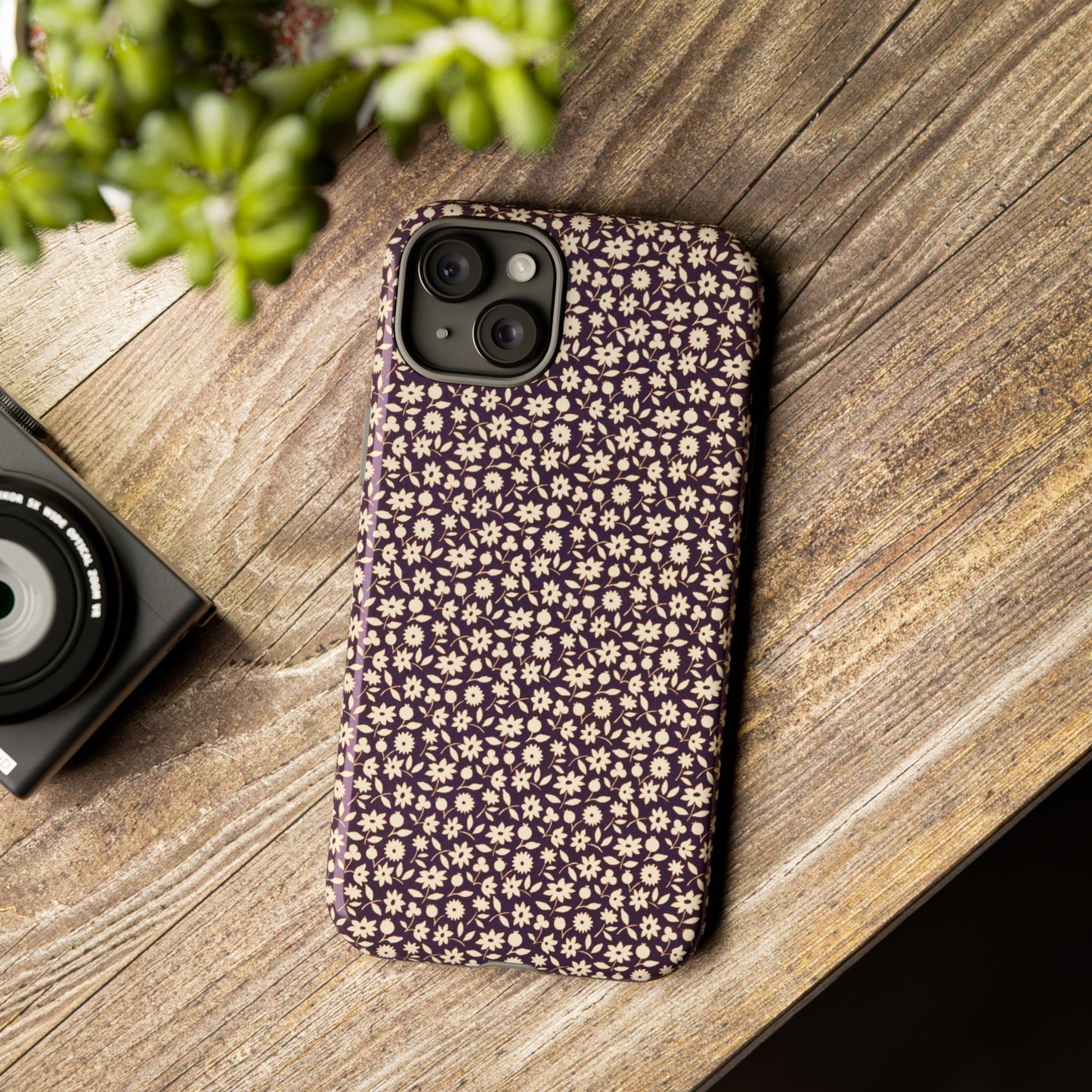 Coffee and Cream Vintage Floral Pattern iPhone Case